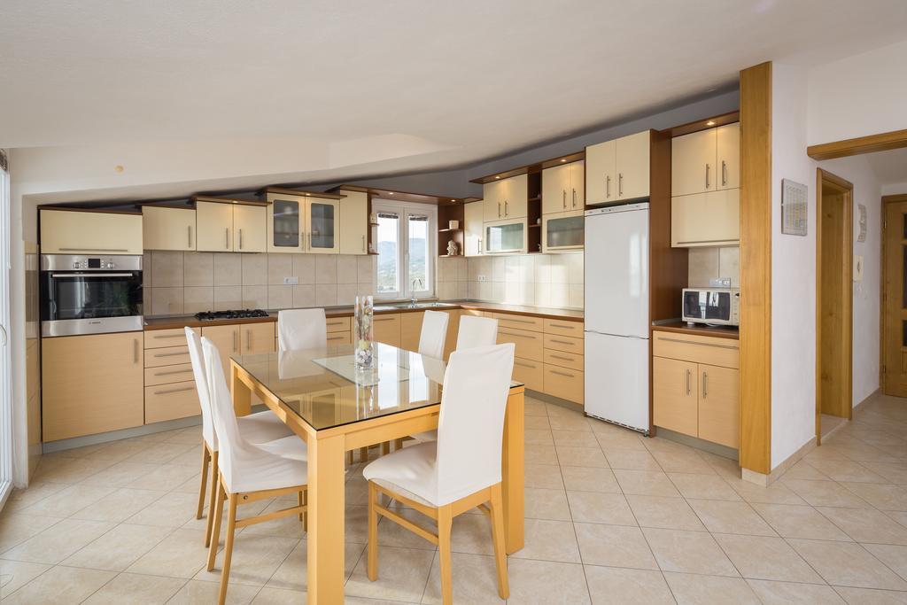 Apartment Marelux Kaštela Екстериор снимка