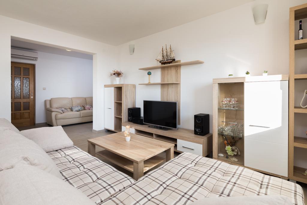 Apartment Marelux Kaštela Екстериор снимка